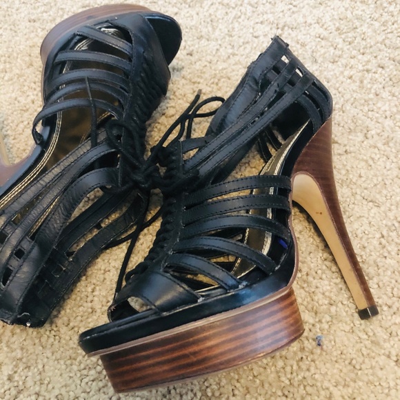 Wild Pair Lace-Up Platform Pumps (Size 6) - Picture 4 of 4